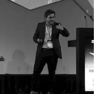Dr. Diego Kaen